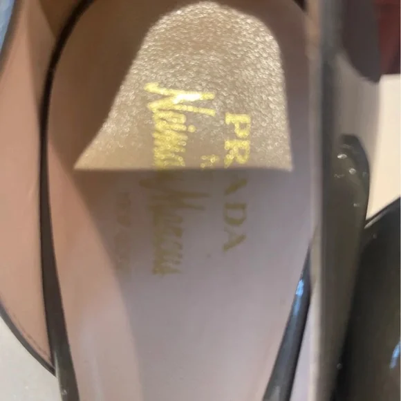 PRADA Heels (37) - Picture 8 of 9